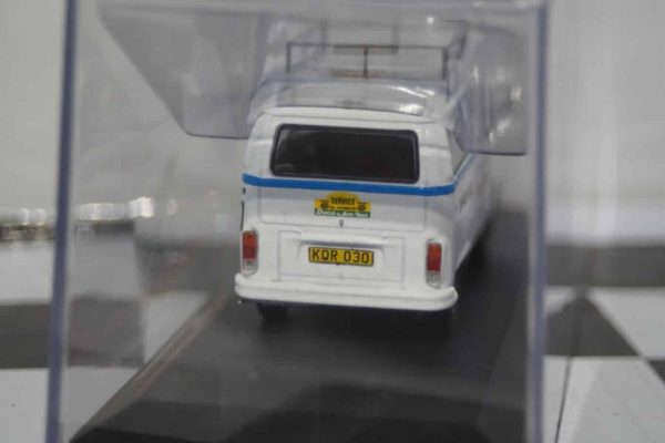 Ixo VW T2 Bus Martini Porsche Safari Rally Diecast 1:43 RAC386X