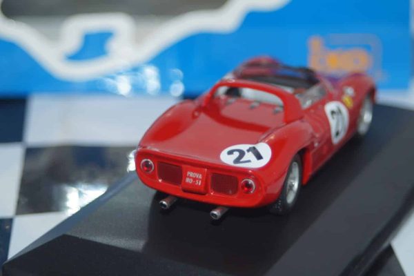 Ixo ferrari 250p spider le mans winner 1963 diecast 1:43 lm1963