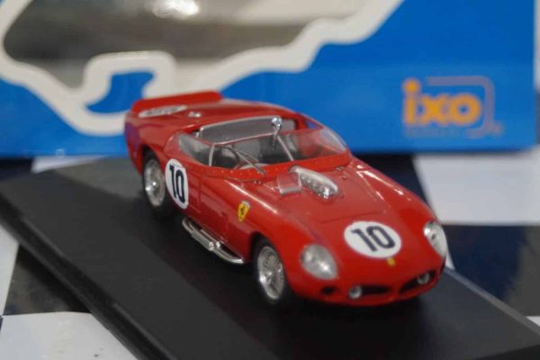 Ixo Ferrari TRI/61 Le mans Winner 1961 Diecast 1:43 LM1961
