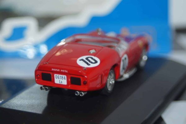 Ixo Ferrari TRI/61 Le mans Winner 1961 Diecast 1:43 LM1961