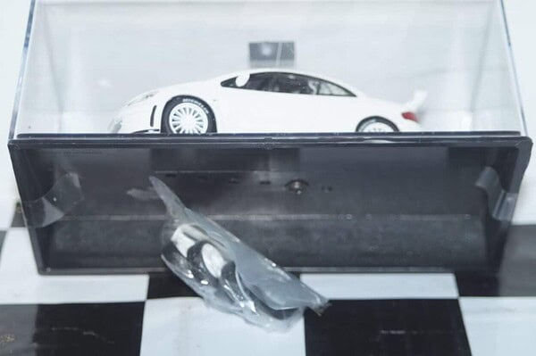 Ixo peugeot 307 diecast white 1:43 mdcs030