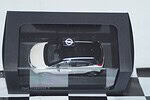 I scale opel crossland x white1:43 oc11017