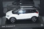 I scale opel crossland x white1:43 oc11017