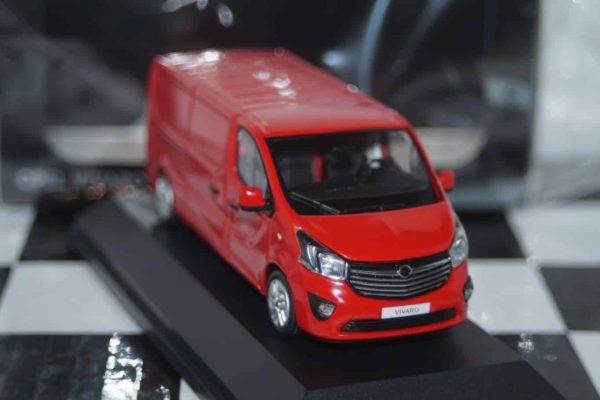 I scale opel vivaro b sport red l2 1:43 oc10923