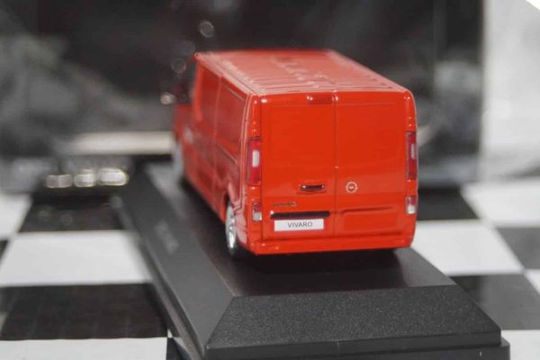 I scale opel vivaro b sport red l2 1:43 oc10923