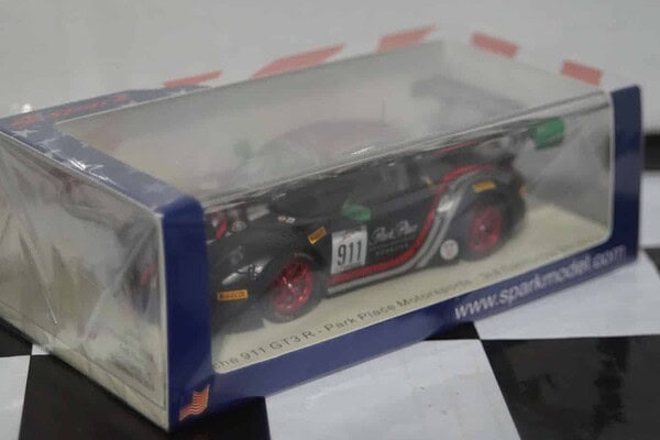 Spark porsche 911 gt3 r california 8h 2019 1:43 resin us096