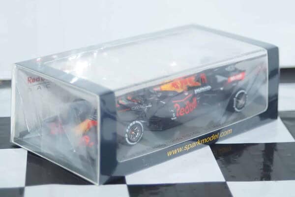 Spark rb16b red bull racing mexican gp 2021 s.perez 1:43 resin s7850