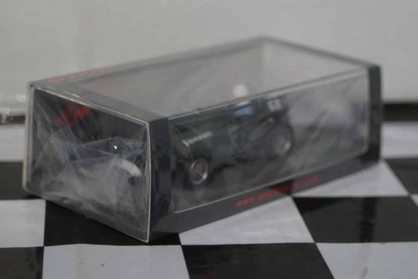 Spark vanwall vw5 winner pescara gp 1957 1:43 resin s7206