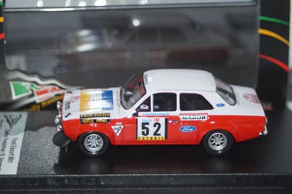 Trofeu Ford Escort Mk1 TAP Rally 1974 C.Fontainhas 1:43rd Scale RRal 118