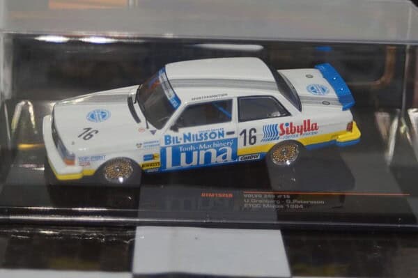 Ixo volvo 142 rac rally m.alen/a.aho 1972 diecast 1:43 rac426.22