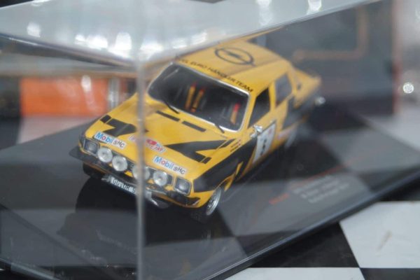 Ixo opel ascona a rally portugal 1974 opel team 1/43 rac383b