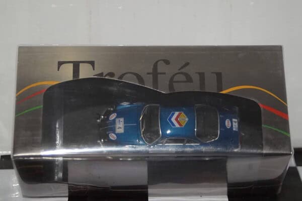Trofeu alpine renault a110 circuit of ireland rally 1976 n.hollier rr.ir 01