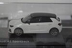 Spark Audi A1 2018 White/Black Dealer 1:43 Resin Audi5011801031