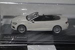 Spark Audi A1 2018 White/Black Dealer 1:43 Resin Audi5011801031