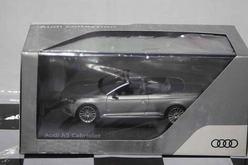 Spark Audi A5 Cabriolet 2017 Silver Dealer 1:43 Resin Audi 5011705331