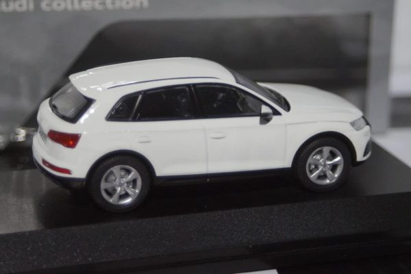 Spark audi a5 cabriolet 2017 silver dealer 1:43 resin audi 5011705331