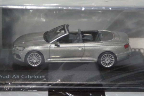 Spark audi a5 cabriolet 2017 silver dealer 1:43 resin audi 5011705331