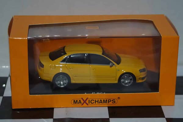 Maxichamps Audi RS4 Yellow 2004 Minichamps 1:43 940 014600