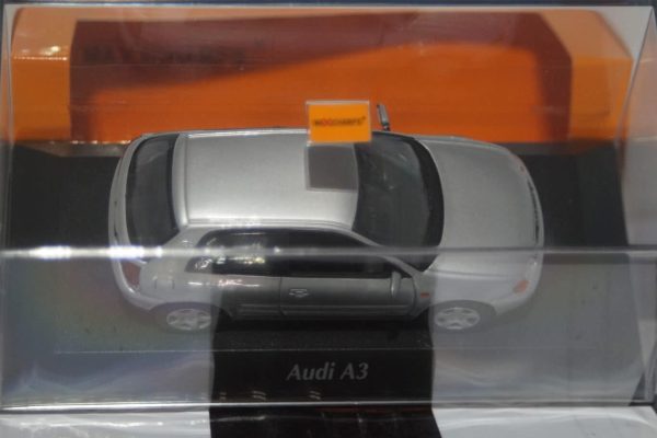Maxichamps Audi A3 Silver 1996 Minichamps 1:43 940 015101