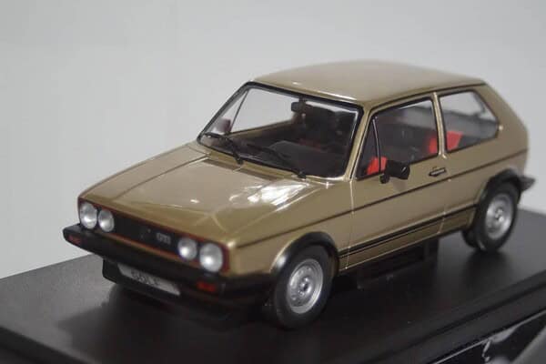Whitebox volkswagen golf mk1 gti 1:24 wb124113