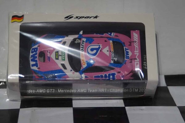 Spark mercedes-amg-gt3 champion dtm 2021 1:43 resin sg790