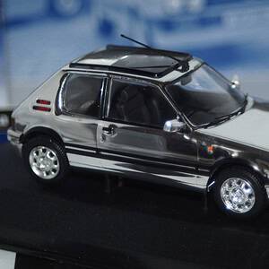 Corgi vanguards collector club peugeot 205 gti 1.9 chrome va12705 1:43 scale lcc38