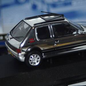 Corgi vanguards collector club peugeot 205 gti 1.9 chrome va12705 1:43 scale lcc38