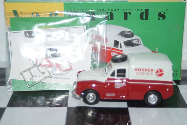 Vanguards morris minor van hoover va01117 white 1:43 scale