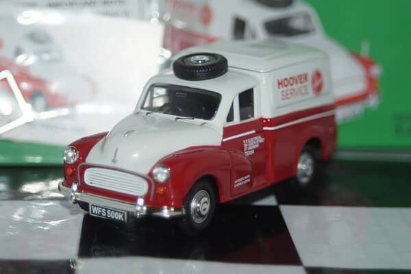 Vanguards morris minor van hoover va01117 white 1:43 scale
