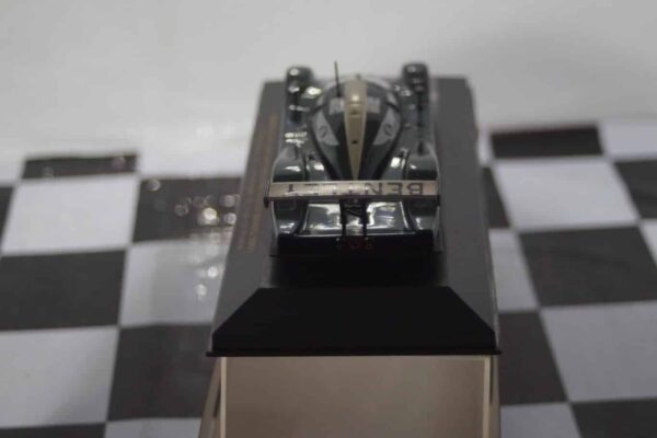 Ixo bentley speed 8 le mans 2001 1:43 lmm029