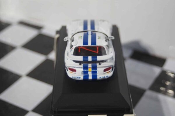 Minichamps dodge viper gts-r lemans 1997 ayari 430971461 1:43