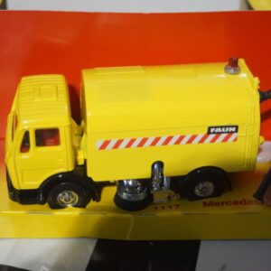 Corgi mercedes benz faun ak435 road sweeper 1:36th 1117