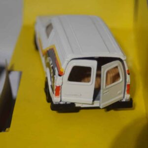 Corgi ford escort van dunlop white 1:36th 497
