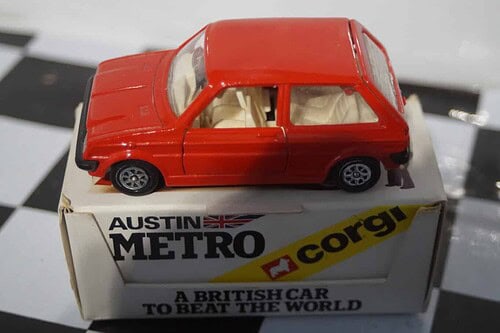 Corgi Austin Metro Red 1.3HLS 1981 1:36th 275