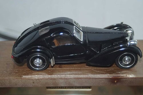Brumm Bugatti 57S Coupe Black 1934-1936 R88