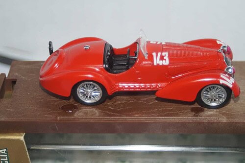 Brumm alfa romeo 8c 2900b 1938 red r141