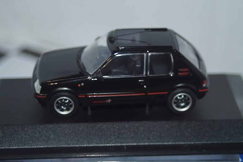 Peugeot 205 GTI 1.9 1FM Black VA12706B Vanguards  1:43 Scale