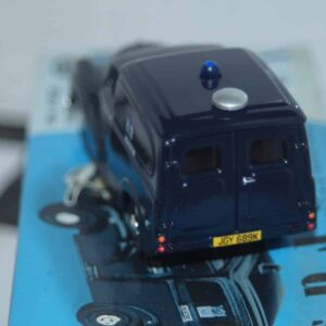 Vanguards morris minor van metropolitan police va11014 black 1:43 scale