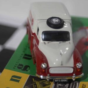Vanguards Morris Minor Van Hoover VA01117 White 1:43 Scale