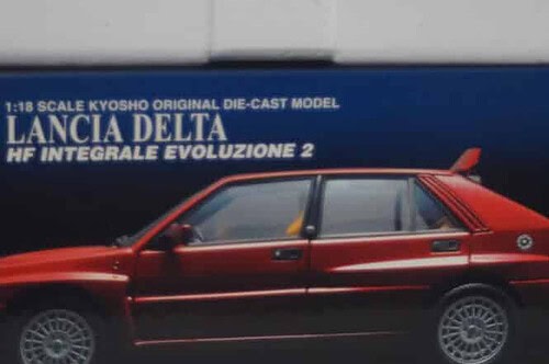 Kyosho LANCIA DELTA HF INTEGRALE Evoluzione 2 Red Mica 08341RM 1:18
