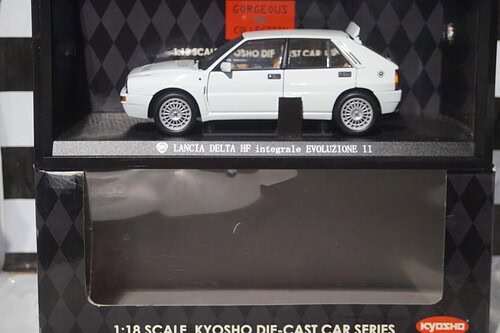 Kyosho LANCIA DELTA HF INTEGRALE Evoluzione 2 White 08341W 1:18