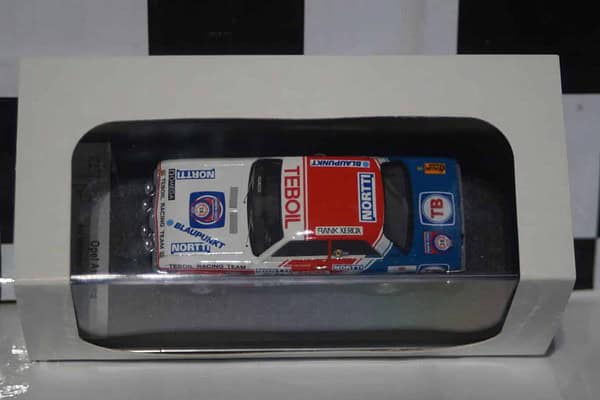 Trofeu opel ascona 1000 lakes rally ari vatanen 1975 1/43 dsn1:43-53