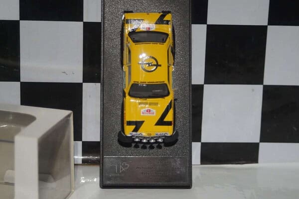 Trofeu opel ascona portugal rally w.rohrl 1975 1/43 dsn1:43-55