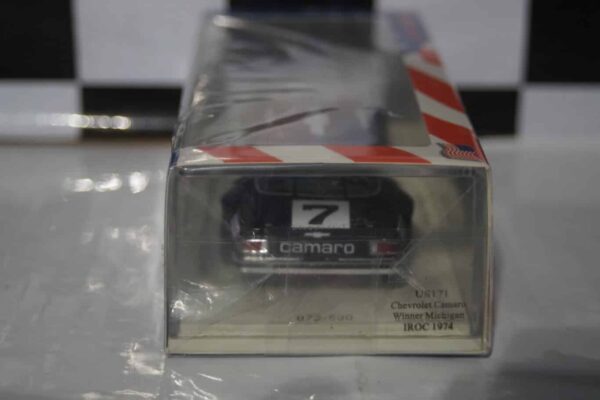 Spark chevrolet camaro winner bobby unser michigan iroc 1974 1:43 resin us171