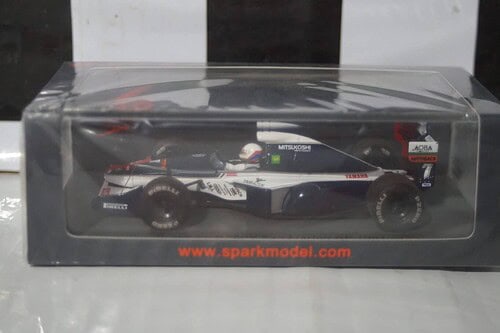Spark BRABHAM BT60Y San Marino No7 GP 1991 Martin Brundle 1:43 Resin S7440