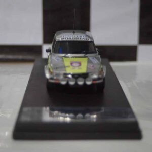 Trofeu saab 99 1000 lakes rally 1976 p.eklund 1:43rd scale dsn1:43-58