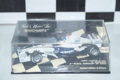 Minichamps BMW Sauber F1.06 3rd Hungary GP N.Heidfield 400 060116 in 1:43