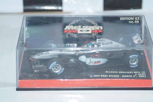 Minichamps Mclaren Mercedes MP4-16 J.Alesi Testcar 2002 530 024399 in 1:43