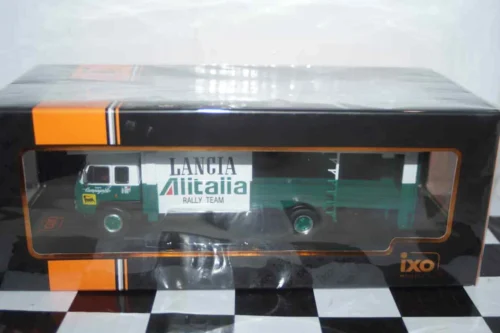 Ixo fiat 673 racing transporter 1976 lancia italia rally team 1:43 scale tru038
