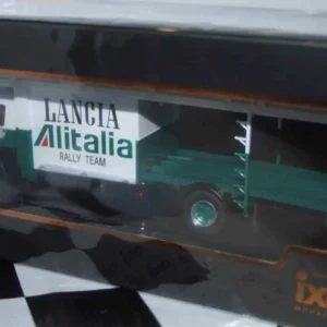 Ixo fiat 673 racing transporter 1976 lancia italia rally team 1:43 scale tru038